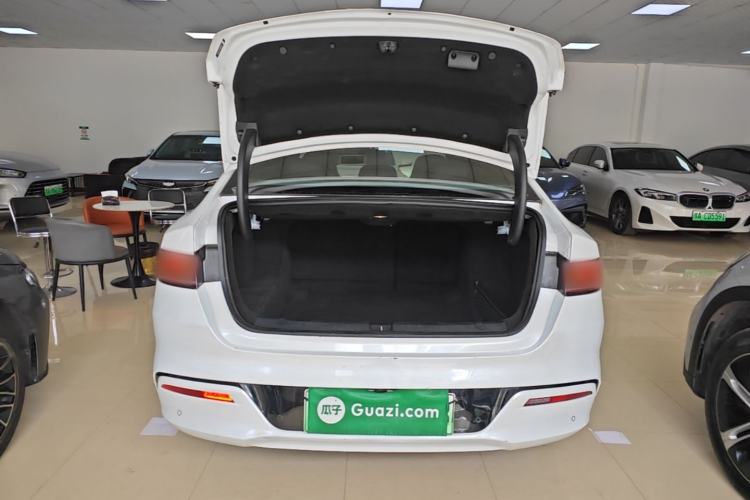 Used BYD Qin PLUS 2023 Champion Edition DM-i 55KM Leading Model Trunk