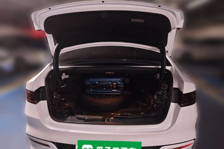 Used BYD Qin PLUS 2023 Champion Edition DM-i 55KM Leading Model Trunk
