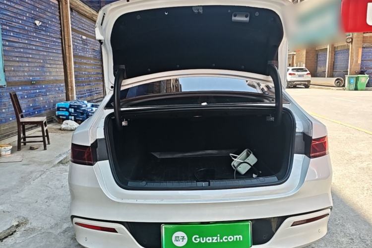 Used BYD Qin PLUS 2023 Champion Edition DM-i 55KM Leading Model Trunk