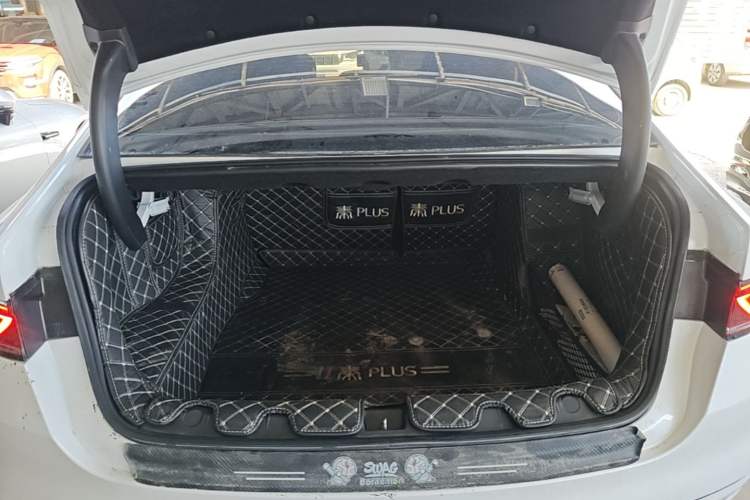Used BYD Qin PLUS 2023 Champion Edition DM-i 120KM Leading Model Trunk