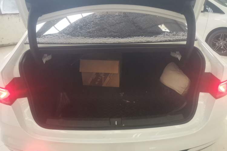 Used BYD Qin PLUS 2023 Champion Edition DM-i 120KM Beyond Model Trunk