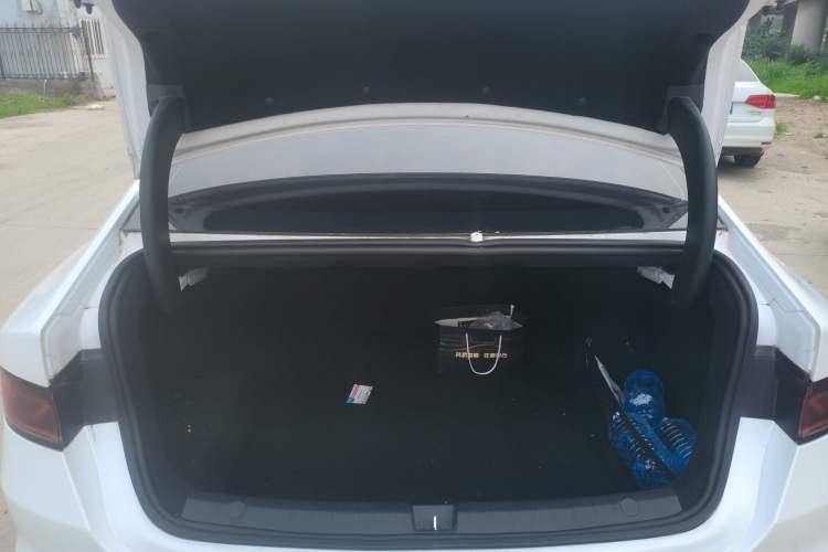 Used BYD Qin PLUS 2023 Champion Edition DM-i 55KM Leading Model Trunk