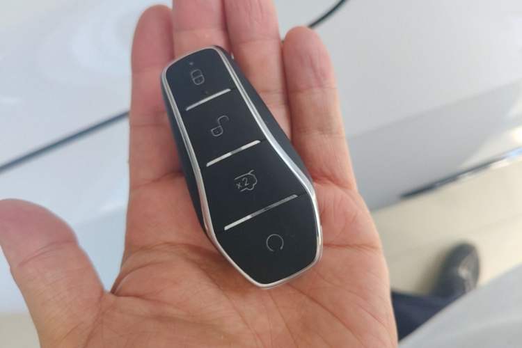 Used BYD Qin PLUS 2023 Champion Edition DM-i 55KM Leading Model Vehicle Key