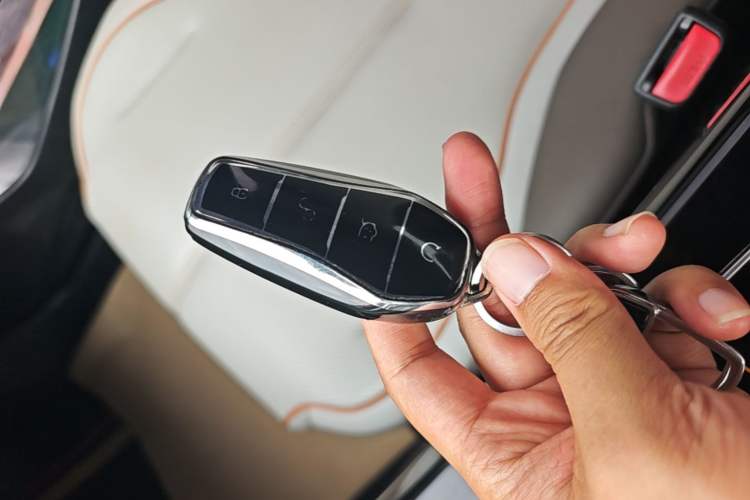 Used BYD Qin PLUS 2023 Champion Edition EV 420KM Leading Model Vehicle Key