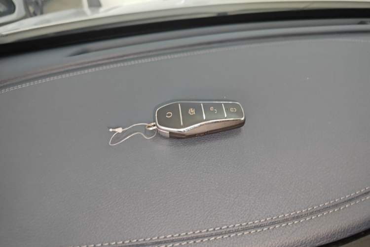 Used BYD Qin PLUS 2023 Champion Edition DM-i 55KM Leading Model Vehicle Key