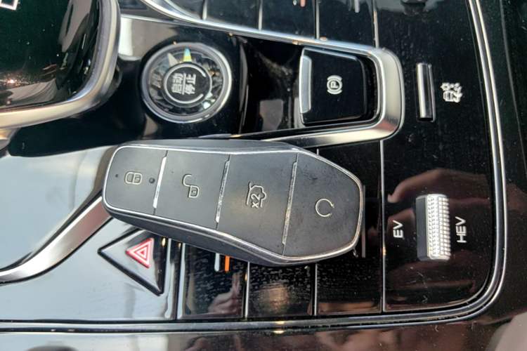 Used BYD Qin PLUS 2023 Champion Edition DM-i 55KM Leading Model Vehicle Key