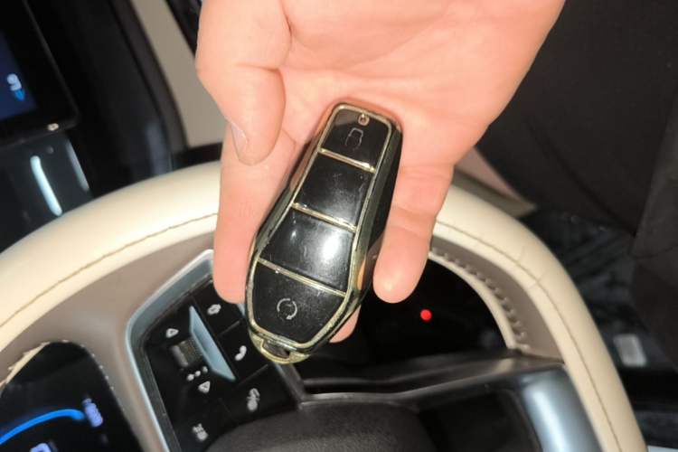 Used BYD Qin PLUS 2023 Champion Edition DM-i 55KM Leading Model Vehicle Key