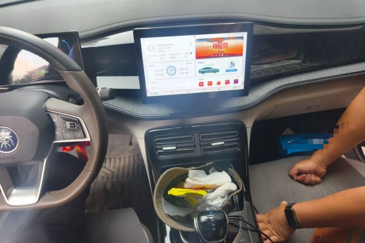 Used BYD Qin PLUS 2024 HONOR Edition DM-i 55KM Leading Model Audio And AC Panel