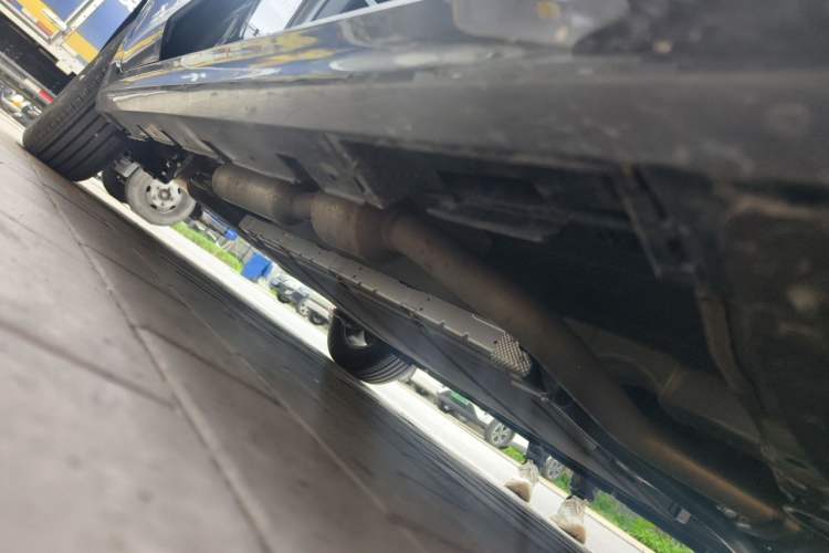 Used BYD Qin PLUS 2024 HONOR Edition DM-i 55KM Leading Model Chassis Front Right
