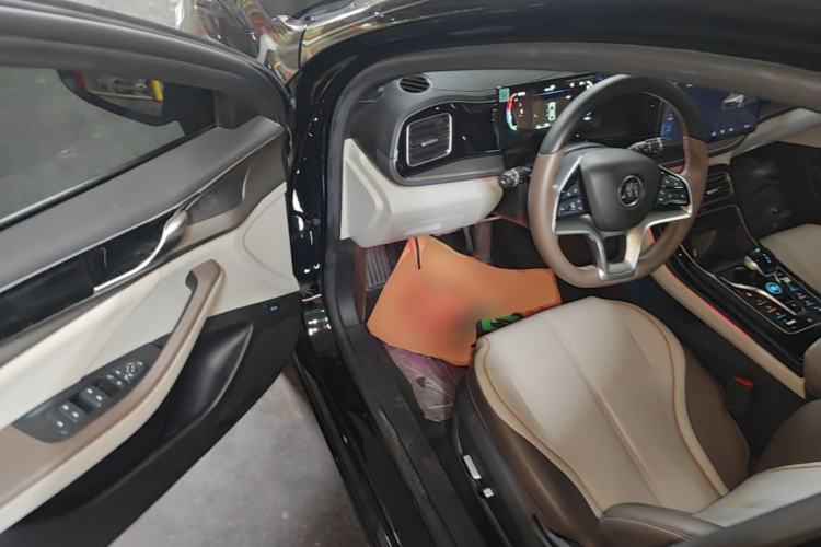 Used BYD Qin PLUS 2024 HONOR Edition DM-i 120KM Excellence Model Driver Seat