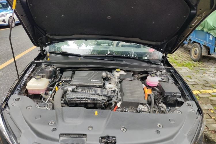 Used BYD Qin PLUS 2024 HONOR Edition DM-i 55KM Leading Model Engine Bay