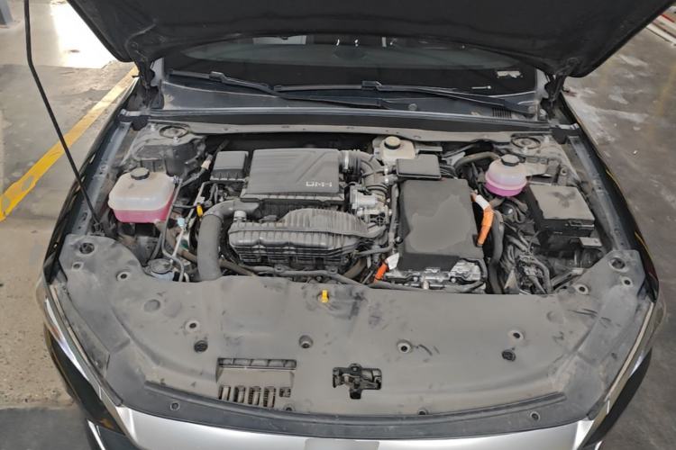 Used BYD Qin PLUS 2024 HONOR Edition DM-i 120KM Excellence Model Engine Bay