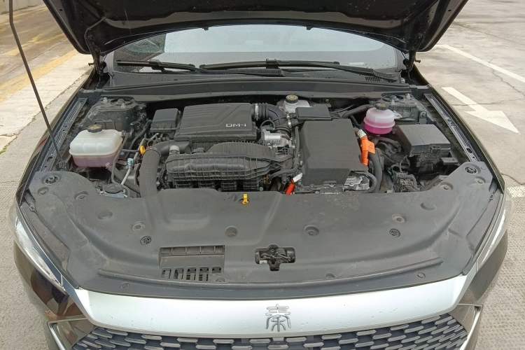 Used BYD Qin PLUS 2024 HONOR Edition DM-i 120KM Excellence Model Engine Bay