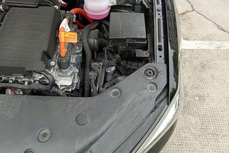 Used BYD Qin PLUS 2024 HONOR Edition DM-i 120KM Excellence Model Engine Bay Left
