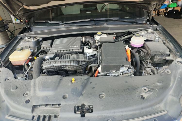 Used BYD Qin PLUS 2024 HONOR Edition DM-i 55KM Leading Model Engine Bay
