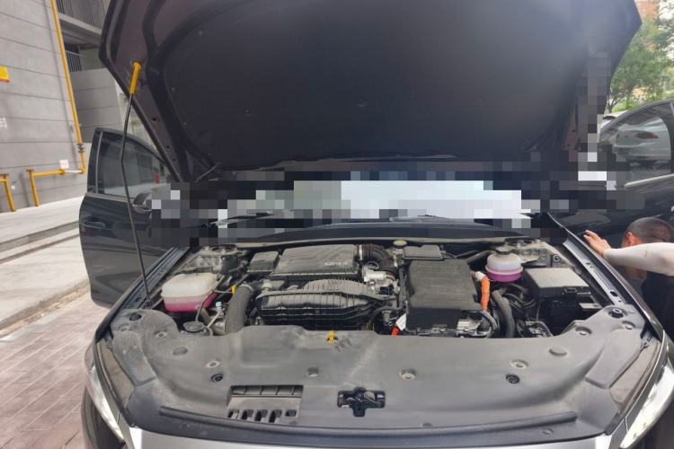 Used BYD Qin PLUS 2024 HONOR Edition DM-i 55KM Leading Model Engine Bay