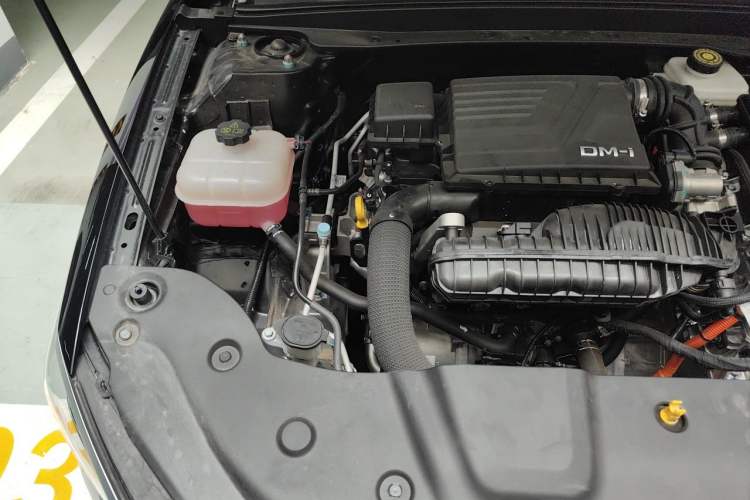 Used BYD Qin PLUS 2024 HONOR Edition DM-i 55KM Leading Model Engine Bay Right