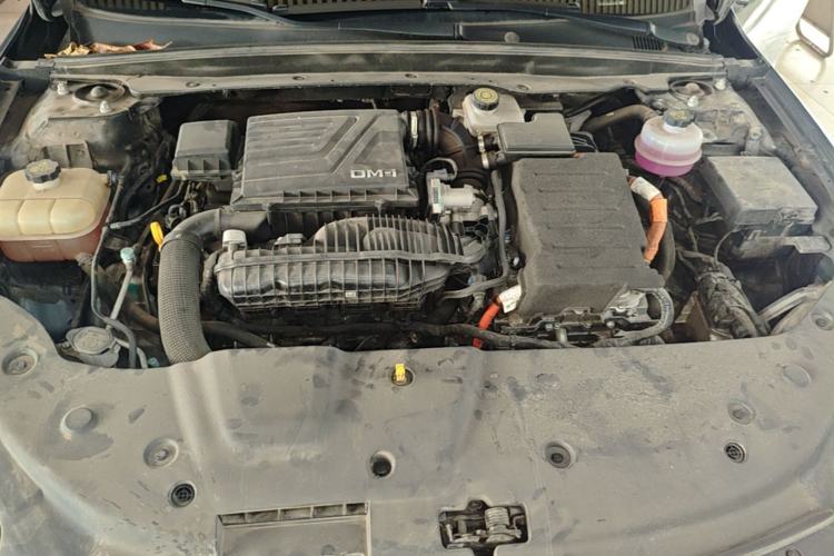 Used BYD Qin PLUS 2024 HONOR Edition DM-i 55KM Leading Model Engine Bay