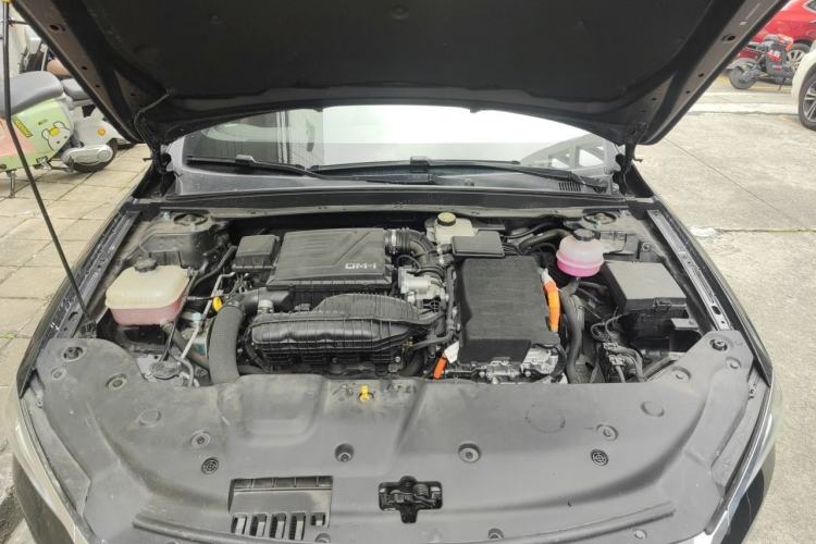 Used BYD Qin PLUS 2024 HONOR Edition DM-i 55KM Leading Model Engine Bay