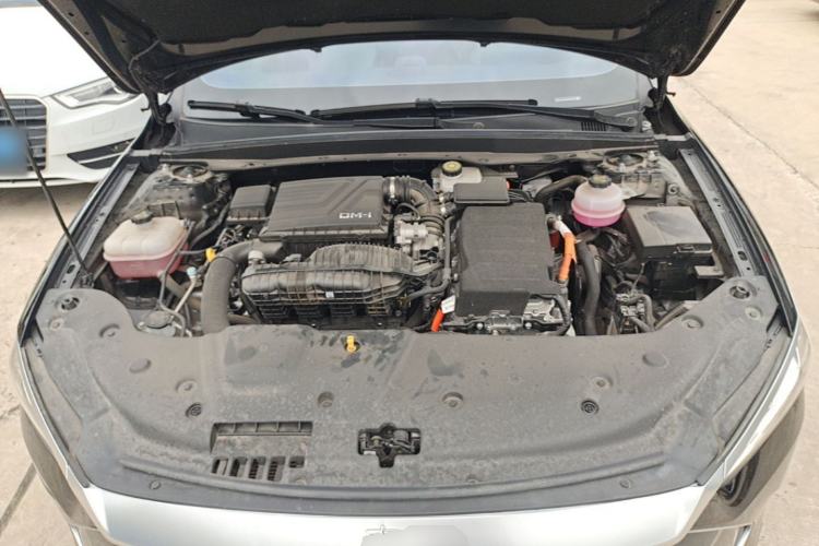 Used BYD Qin PLUS 2024 HONOR Edition DM-i 55KM Leading Model Engine Bay