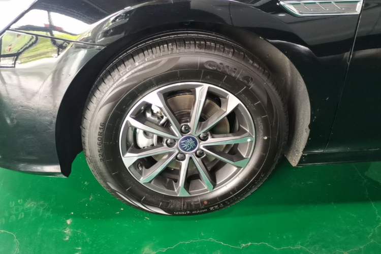Used BYD Qin PLUS 2024 HONOR Edition DM-i 55KM Leading Model Exterior 4