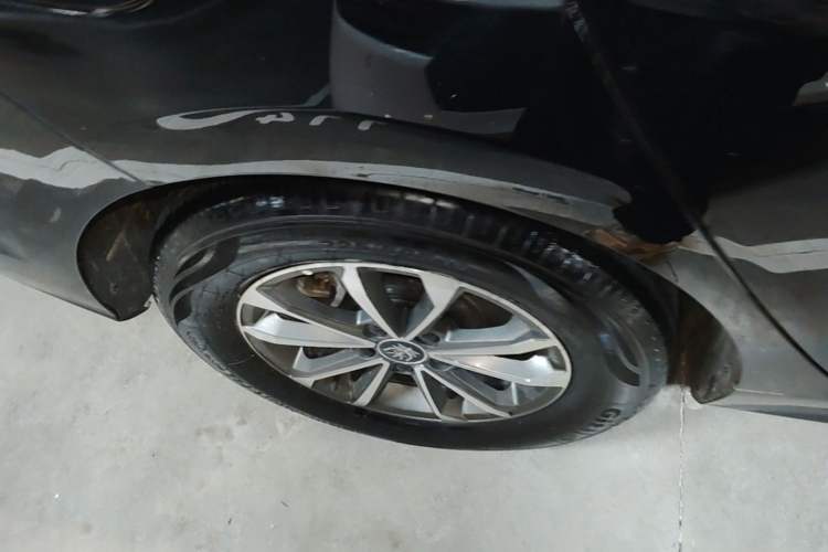 Used BYD Qin PLUS 2024 HONOR Edition DM-i 55KM Leading Model Exterior 5