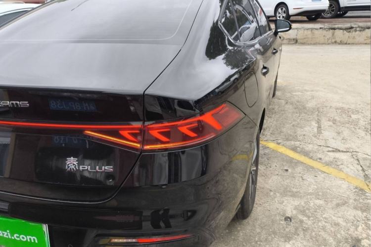 Used BYD Qin PLUS 2024 HONOR Edition DM-i 55KM Leading Model Exterior 6
