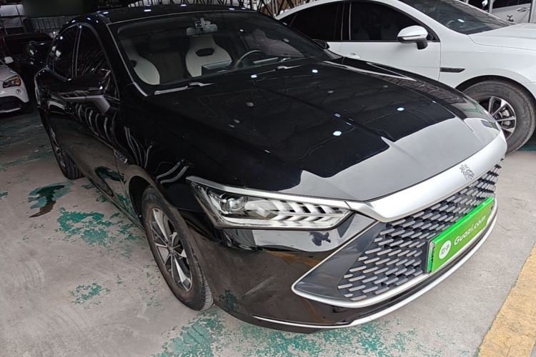 Used BYD Qin PLUS 2024 HONOR Edition DM-i 55KM Leading Model Front Right 45 Deg