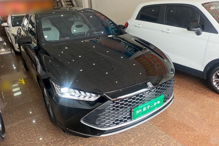 Used BYD Qin PLUS 2024 HONOR Edition DM-i 55KM Leading Model Front Right 45 Deg