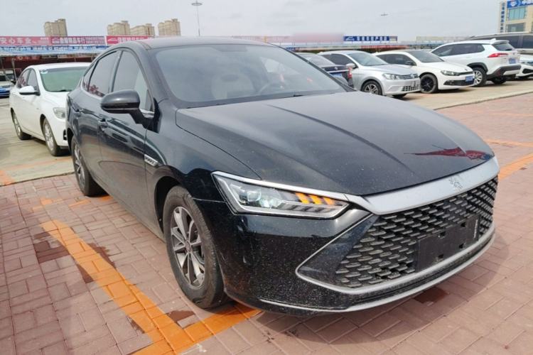 Used BYD Qin PLUS 2024 HONOR Edition DM-i 55KM Leading Model Front Right 45 Deg