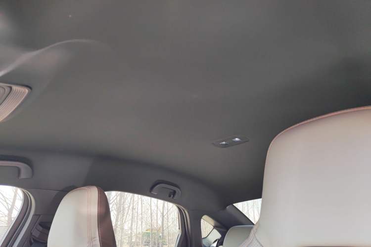 Used BYD Qin PLUS 2024 HONOR Edition DM-i 55KM Leading Model Headliner