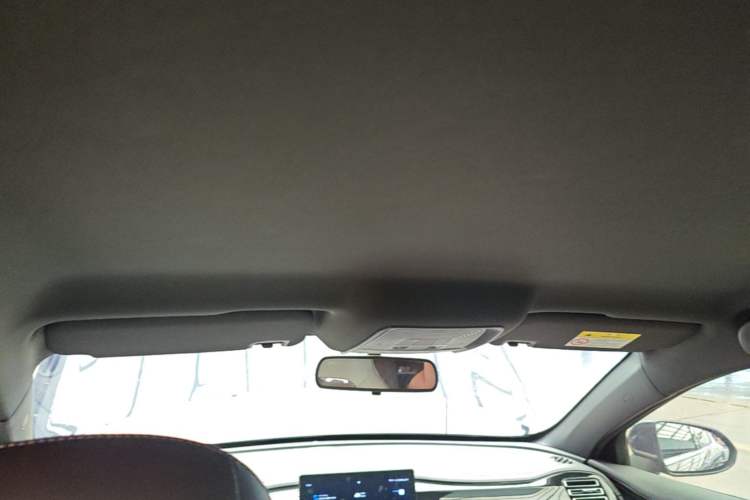 Used BYD Qin PLUS 2024 HONOR Edition DM-i 55KM Leading Model Headliner