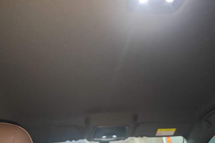 Used BYD Qin PLUS 2024 HONOR Edition DM-i 55KM Leading Model Headliner