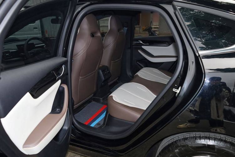 Used BYD Qin PLUS 2024 HONOR Edition DM-i 55KM Leading Model Interior 3