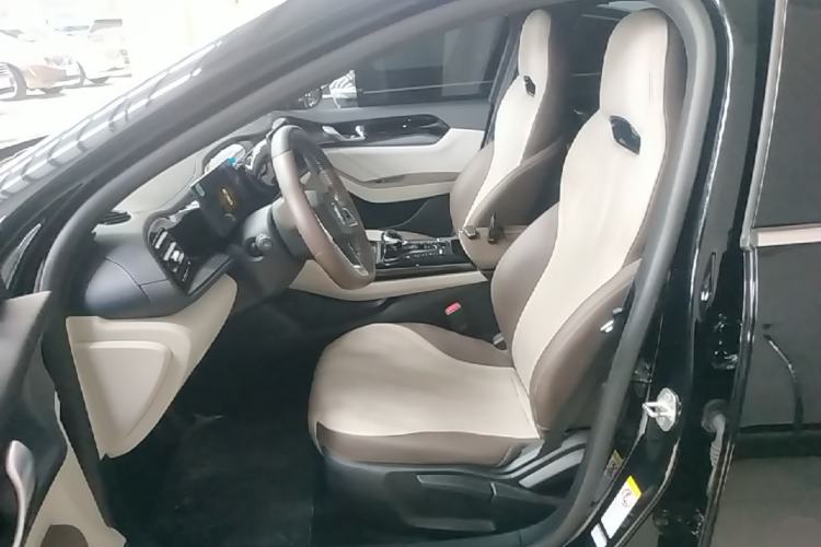 Used BYD Qin PLUS 2024 HONOR Edition DM-i 55KM Leading Model Left Front Seat
