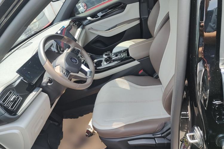 Used BYD Qin PLUS 2024 HONOR Edition DM-i 55KM Leading Model Left Front Seat
