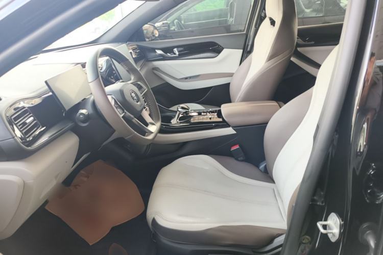 Used BYD Qin PLUS 2024 HONOR Edition DM-i 55KM Leading Model Left Front Seat