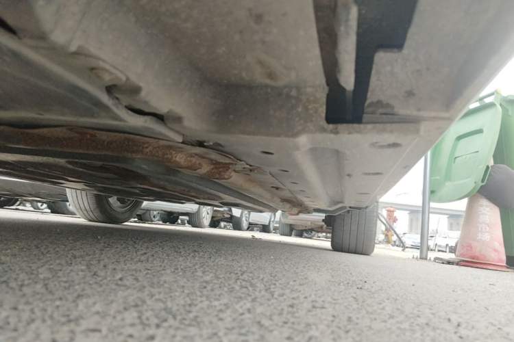 Used BYD Qin PLUS 2024 Honor Edition EV 420KM Beyond Model Left Side Sill
