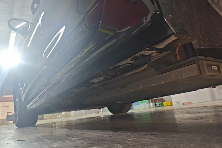 Used BYD Qin PLUS 2024 HONOR Edition DM-i 55KM Leading Model Left Side Sill