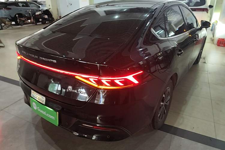 Used BYD Qin PLUS 2024 HONOR Edition DM-i 55KM Leading Model Rear Right 45 Deg