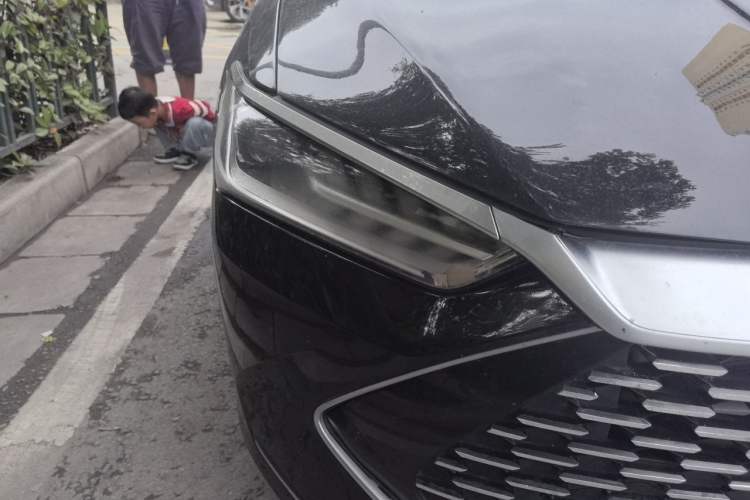 Used BYD Qin PLUS 2024 HONOR Edition DM-i 55KM Leading Model Right Front Headlight