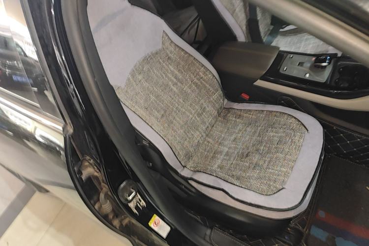 Used BYD Qin PLUS 2024 HONOR Edition DM-i 55KM Leading Model Right Front Seat