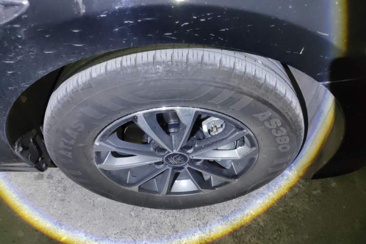 Used BYD Qin PLUS 2024 HONOR Edition DM-i 55KM Leading Model Right Front Wheel Hub