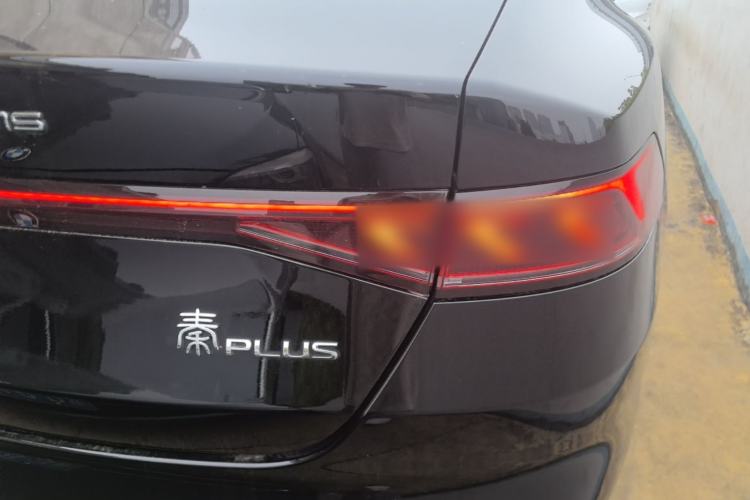 Used BYD Qin PLUS 2024 HONOR Edition DM-i 55KM Leading Model Right Rear Taillight