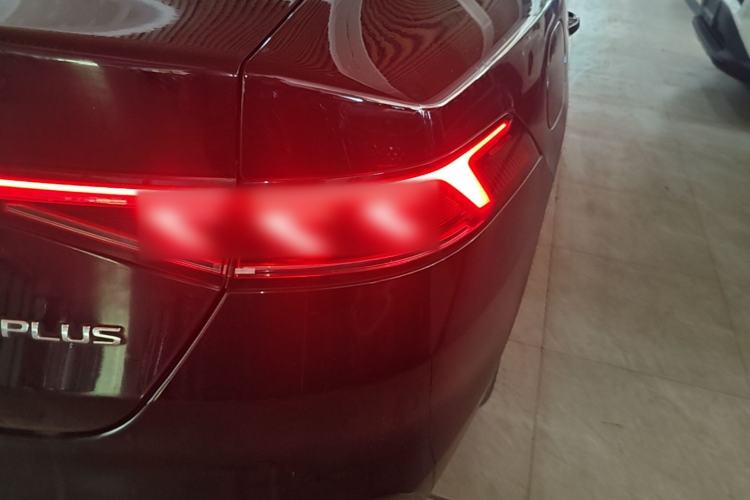 Used BYD Qin PLUS 2024 HONOR Edition DM-i 55KM Leading Model Right Rear Taillight