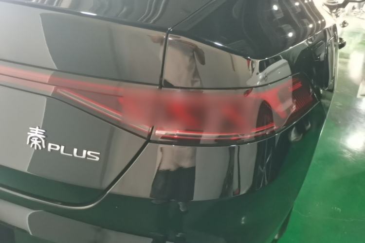 Used BYD Qin PLUS 2024 HONOR Edition DM-i 55KM Leading Model Right Rear Taillight