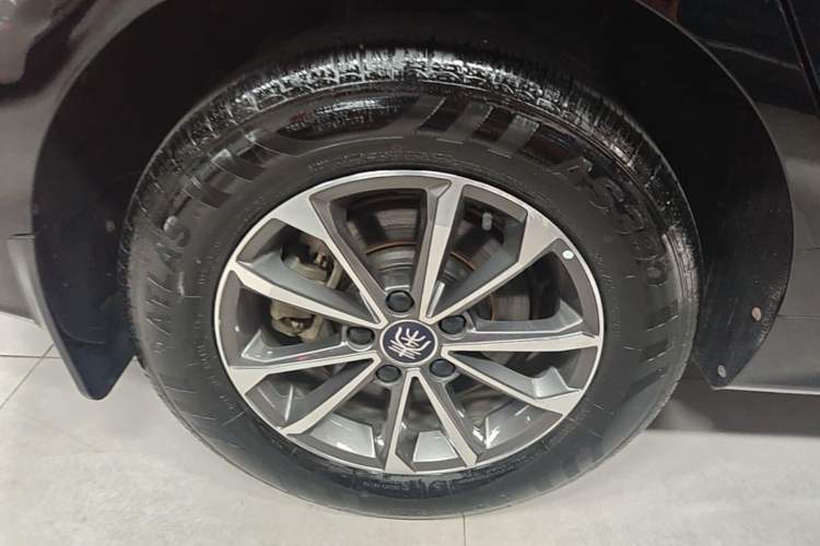 Used BYD Qin PLUS 2024 HONOR Edition DM-i 55KM Leading Model Right Rear Wheel Hub