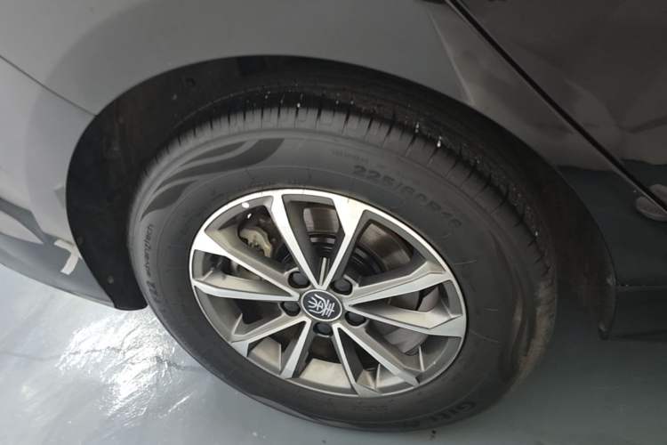Used BYD Qin PLUS 2024 HONOR Edition DM-i 55KM Leading Model Right Rear Wheel Hub