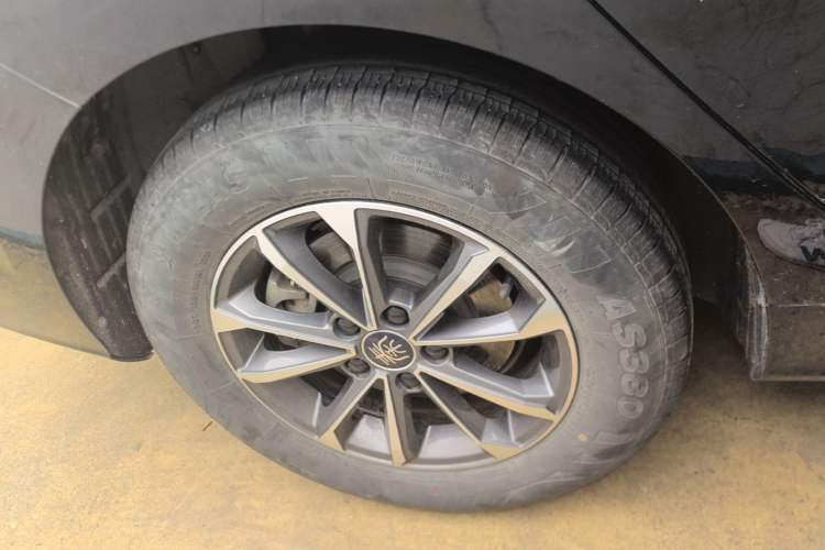 Used BYD Qin PLUS 2024 HONOR Edition DM-i 55KM Leading Model Right Rear Wheel Hub