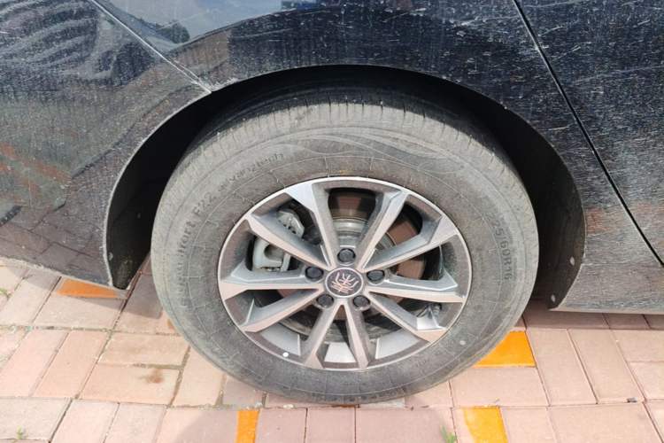 Used BYD Qin PLUS 2024 HONOR Edition DM-i 55KM Leading Model Right Rear Wheel Hub
